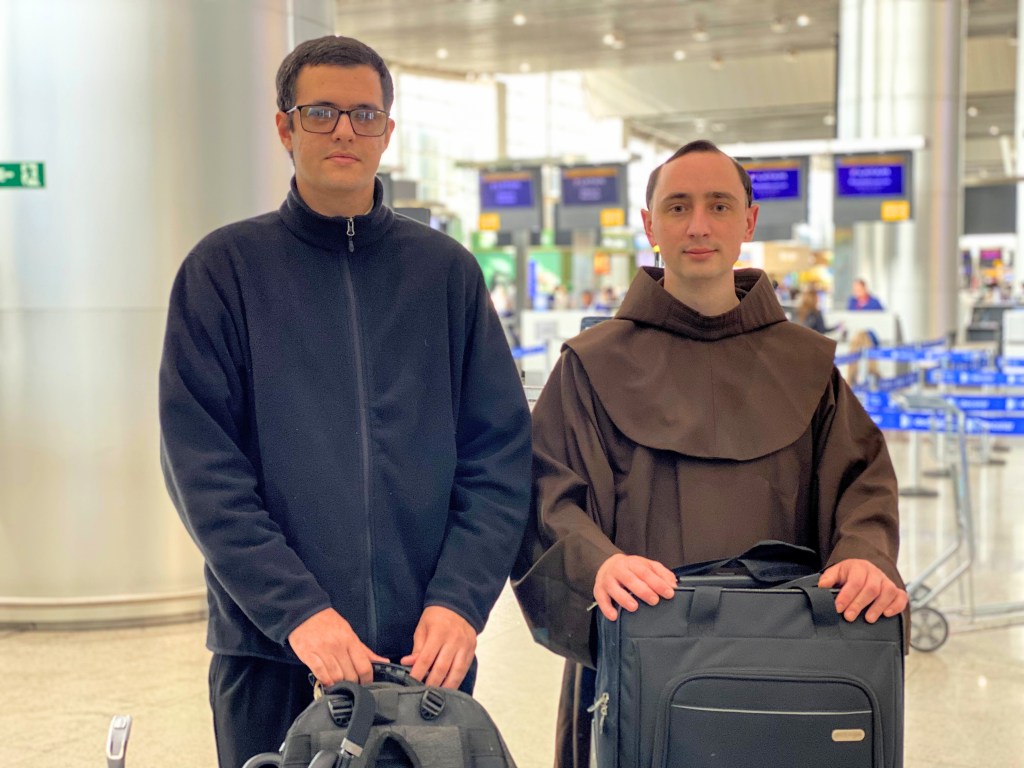 Frei Boaventura Parte em Missão aos Estados&nbsp;Unidos