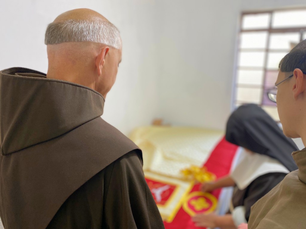 Padre Geral Visita Clarissa&nbsp;Coletina