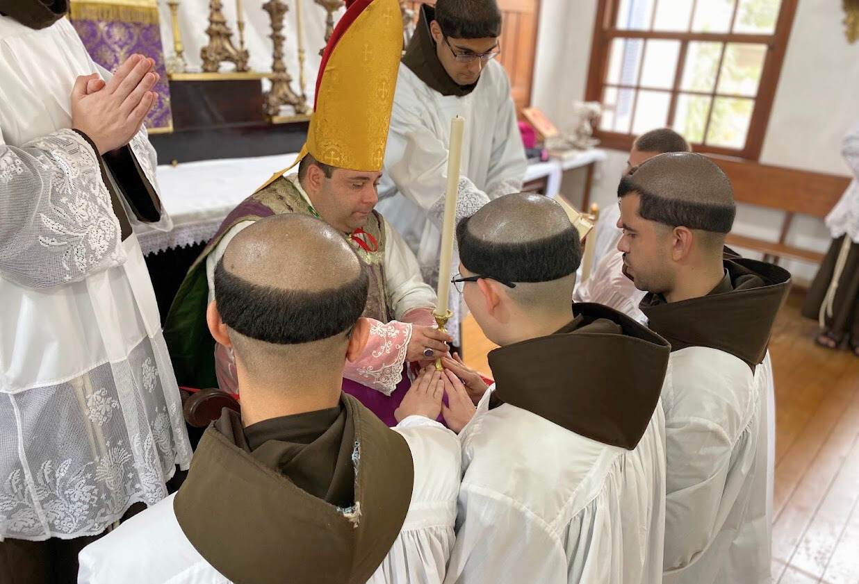 Segundo Dia da Novena de Natal e Outras Duas Ordens Menores