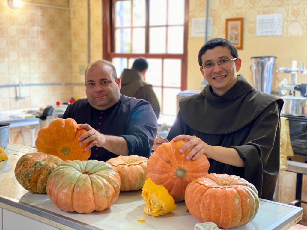 Um Bispo na&nbsp;Cozinha