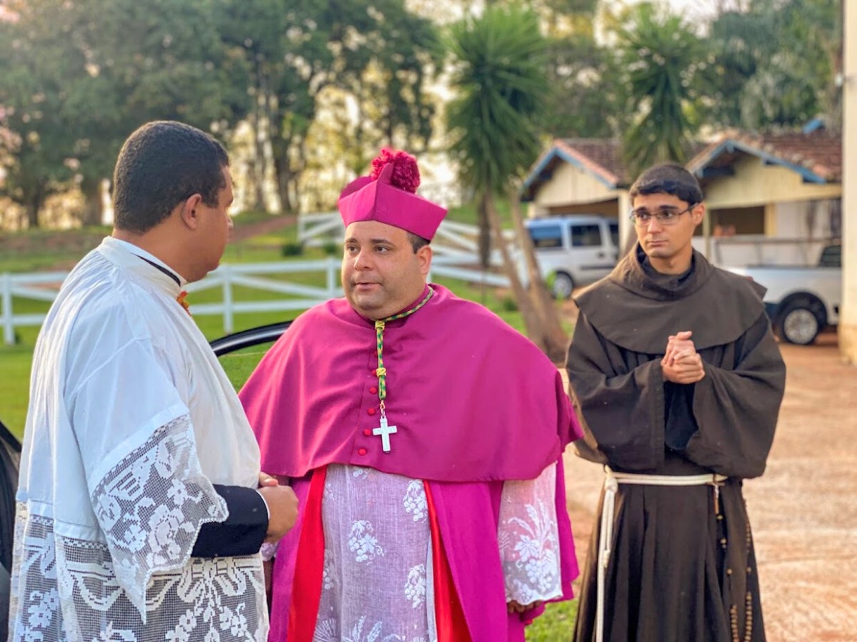 Chegada de S.E.R. Dom Rodrigo e Primeiras&nbsp;Ordens