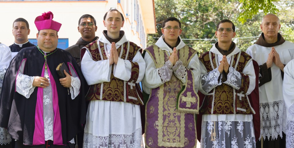 Primeira Missa do Rev. Frei João Maria&nbsp;Vianney