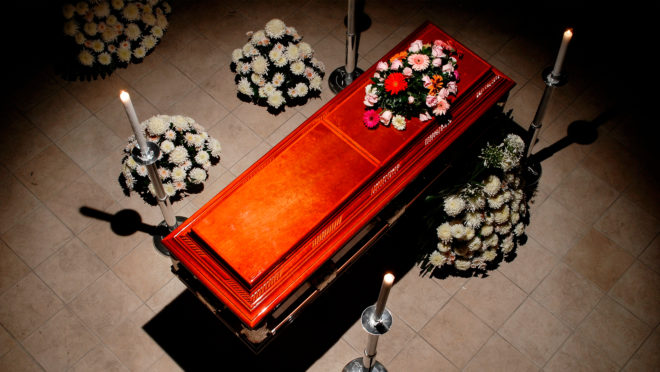 Um Funeral Católico